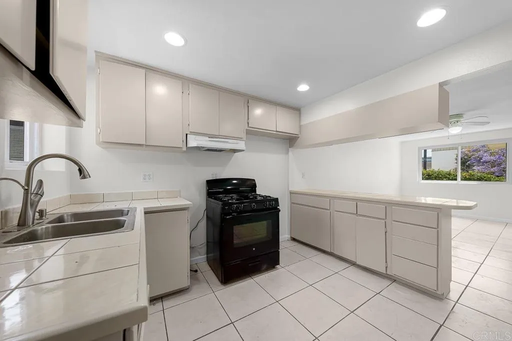https://cdn.realtyfeed.com/cdn/127/306700148/80e1f80d6dbc3226c31d7b3415515362.webp