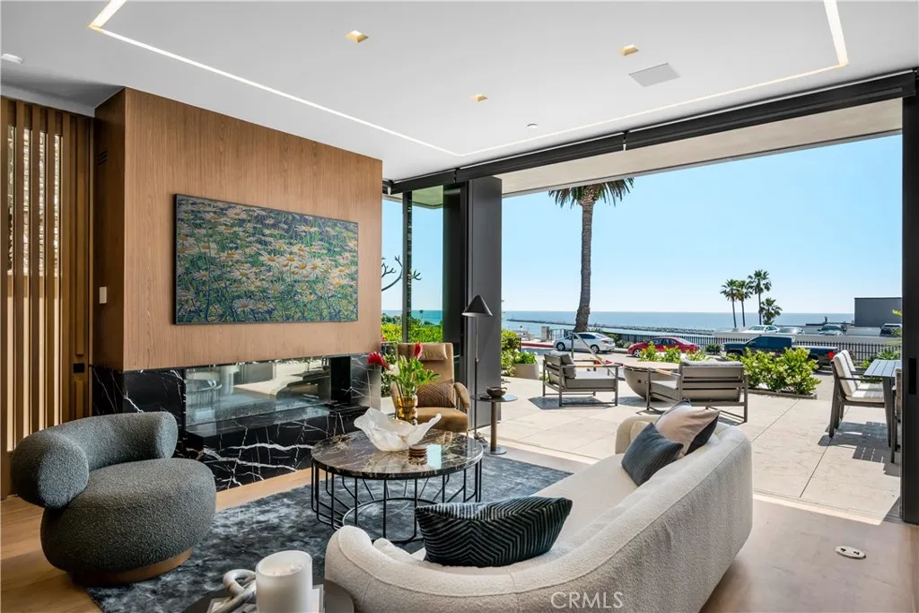 2516 Ocean Boulevard, Corona Del Mar, CA, 92625