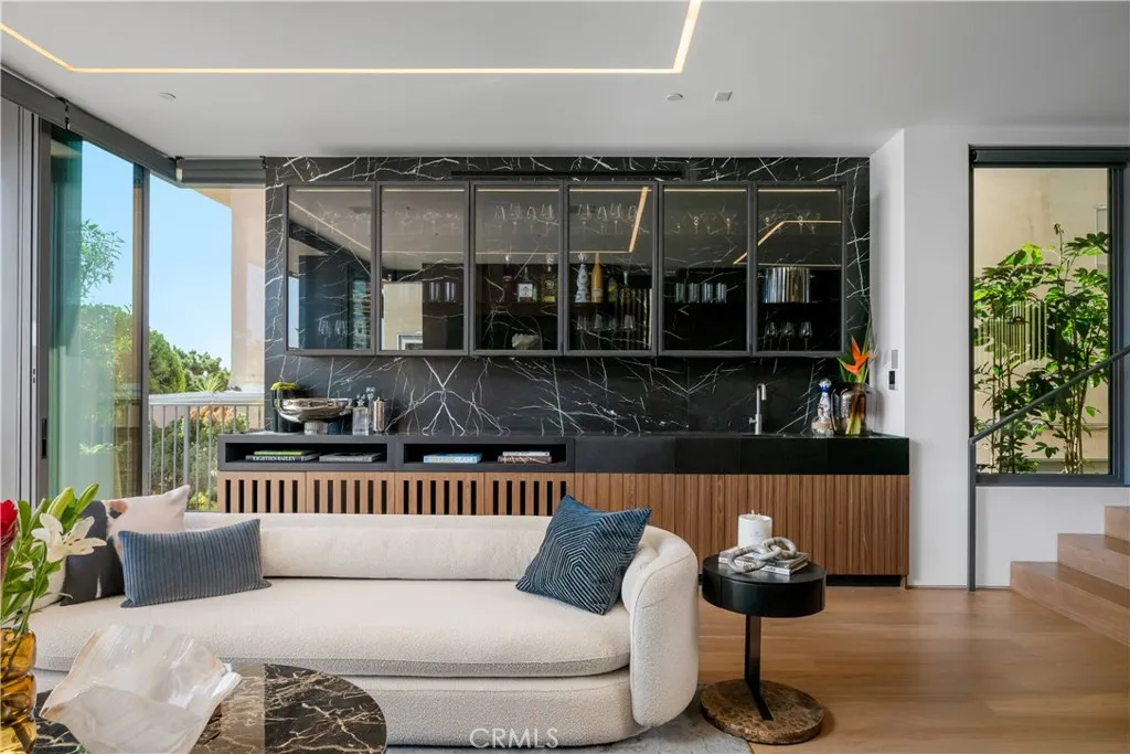 2516 Ocean Boulevard, Corona Del Mar, CA, 92625