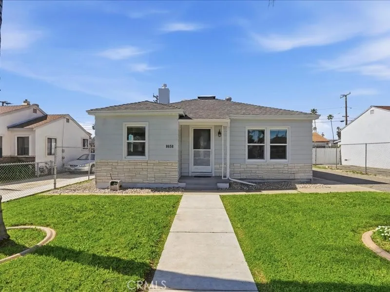 Fontana, CA 92335