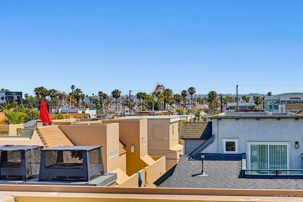 https://cdn.realtyfeed.com/cdn/127/306700249/004f70fced9c0be70ae912903e3dd659.webp