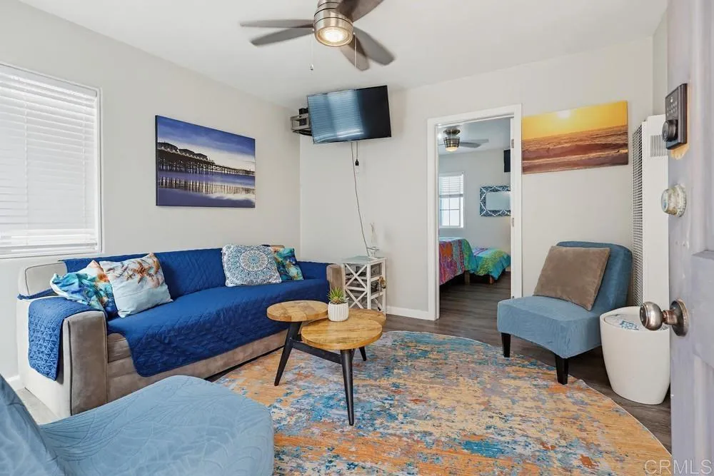 https://cdn.realtyfeed.com/cdn/127/306700249/43d7cbbaef8bf5028e7d0c478d8f350e.webp