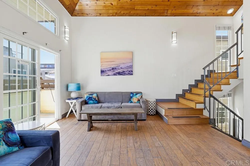https://cdn.realtyfeed.com/cdn/127/306700249/fe8debb4e621a505b17275dfad020b37.webp
