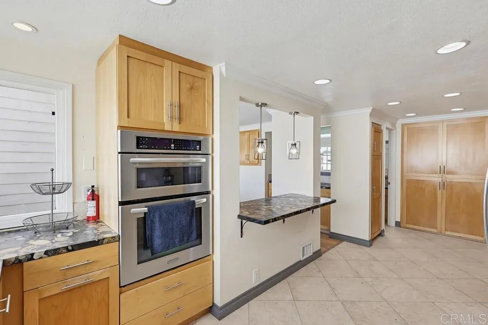 https://cdn.realtyfeed.com/cdn/127/306700249/ff1b99d4c6ef9a23c7886d5b2be96187.webp
