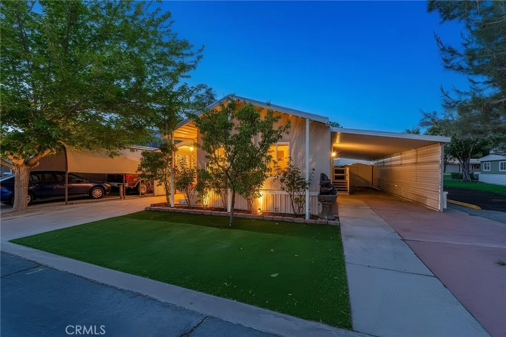 Lancaster, CA 93535