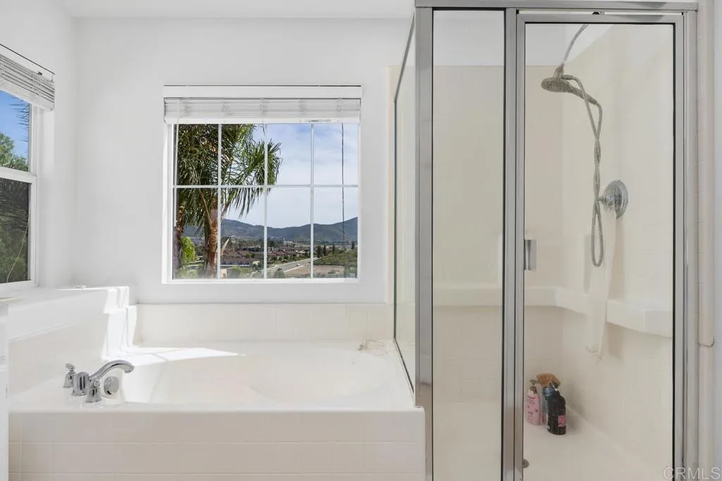 https://cdn.realtyfeed.com/cdn/127/306700335/3ab4ccdae03f07fb87761667b972cc3e.webp