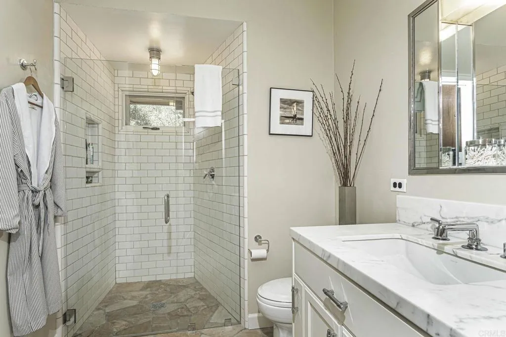 https://cdn.realtyfeed.com/cdn/127/306700337/9feefa5d833b2d5872afb0e1907fac07.webp