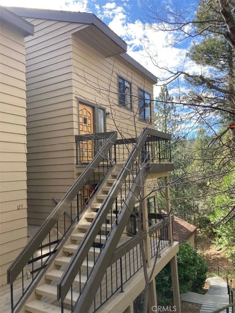 Lake Arrowhead, CA 92352
