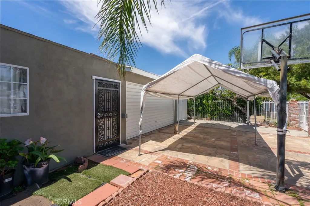 13655 Chase Street, Arleta, CA, 91331