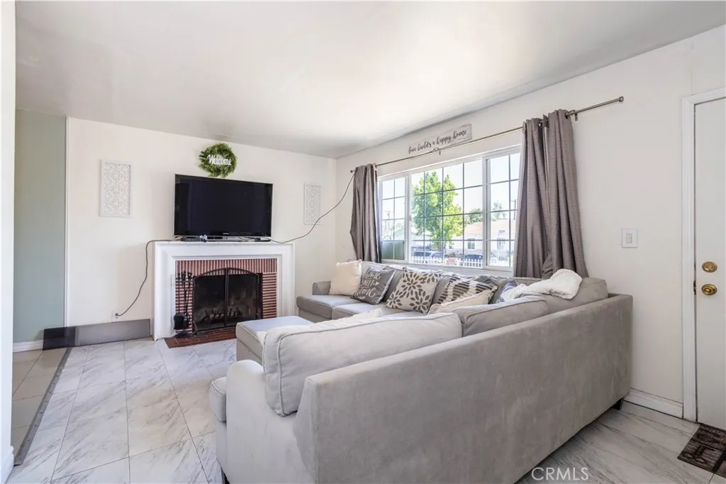 13655 Chase Street, Arleta, CA, 91331