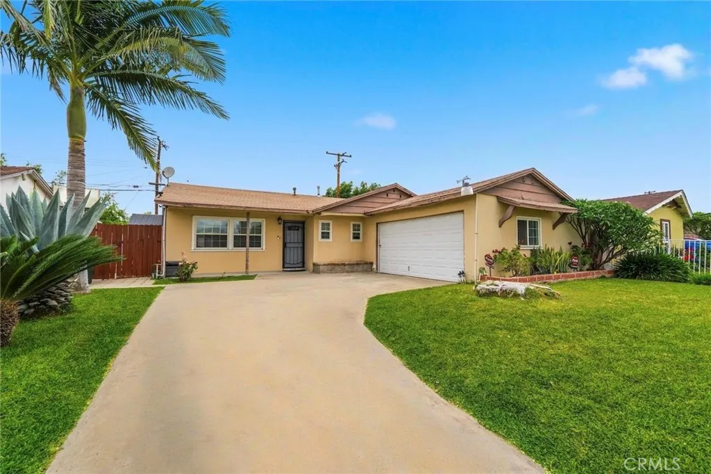 La Puente, CA 91744
