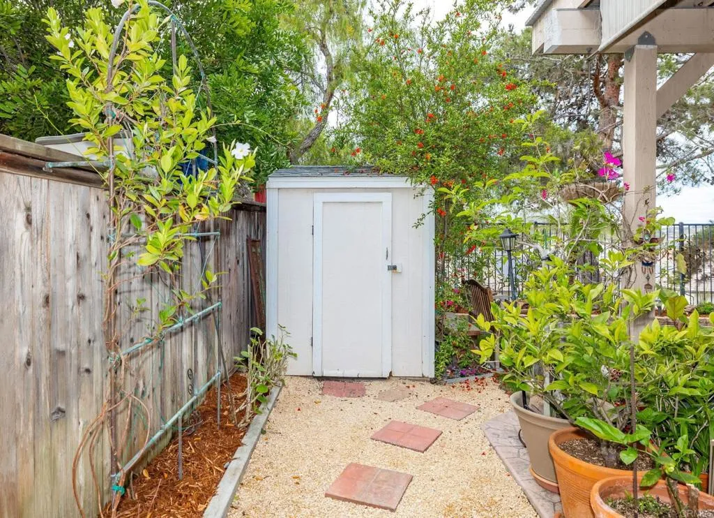 https://cdn.realtyfeed.com/cdn/127/306700391/149c5e2b4d2806822e98db67297deabe.webp
