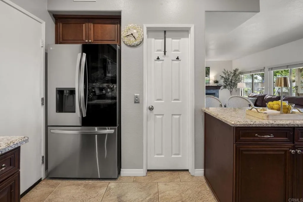 https://cdn.realtyfeed.com/cdn/127/306700391/413f0cc313fb0cc04cd7bf89740e3385.webp