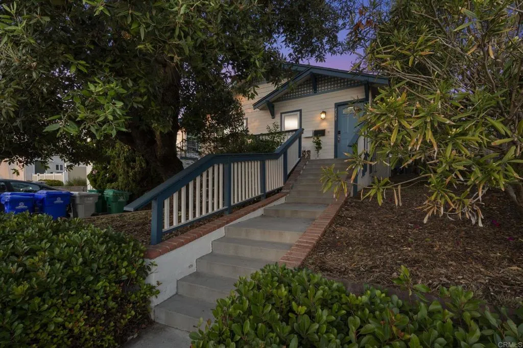 https://cdn.realtyfeed.com/cdn/127/306700436/1a21e82db0912eb812a031b820fad6d1.webp