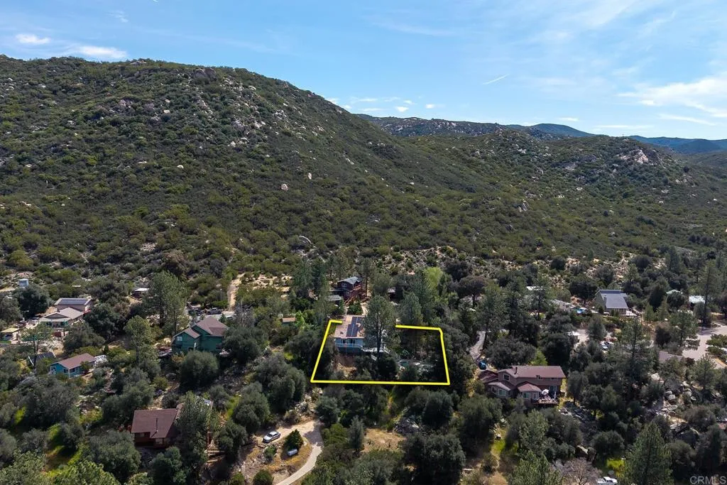 https://cdn.realtyfeed.com/cdn/127/306700477/2b31c045ba17d57e5d2822246e86ed88.webp