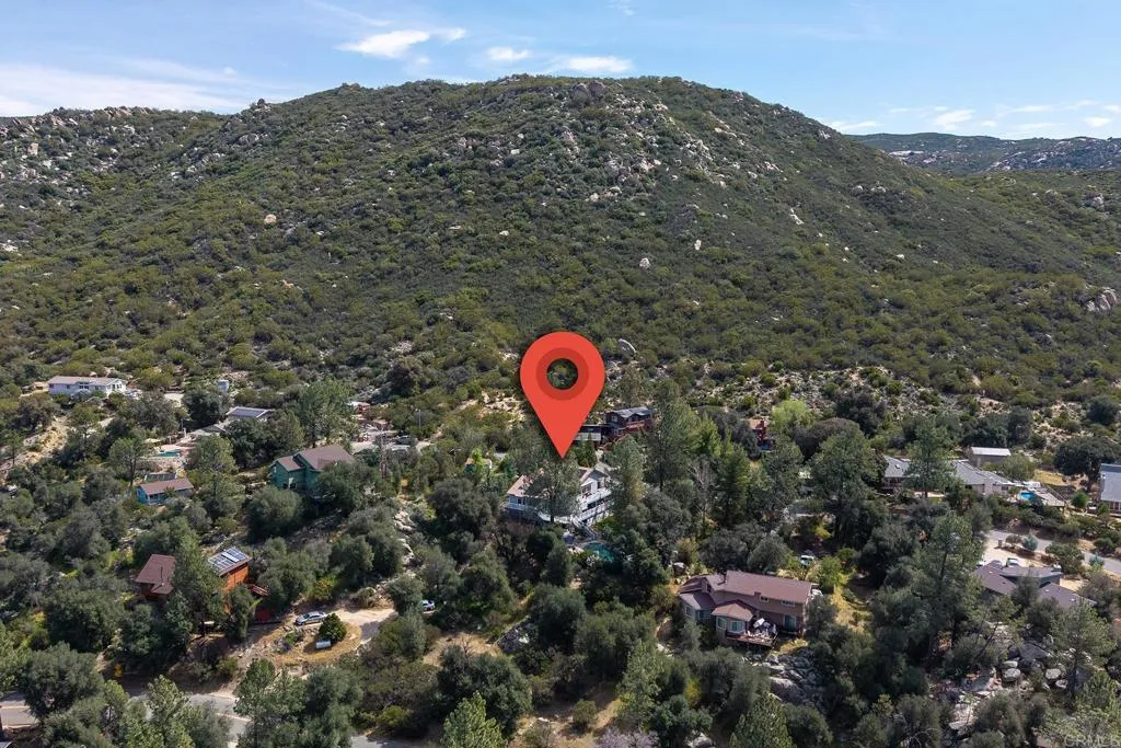 https://cdn.realtyfeed.com/cdn/127/306700477/a914b2020dd06eeb2150ca7f51d25209.webp