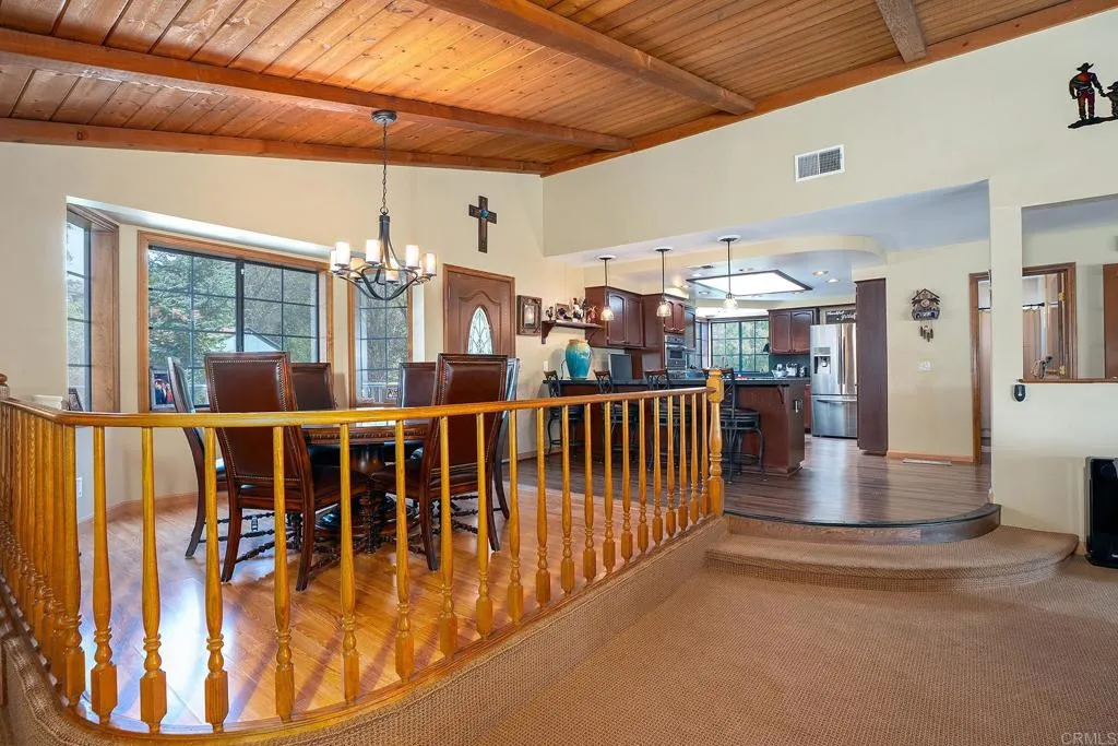 https://cdn.realtyfeed.com/cdn/127/306700477/ac296824502b5ef4a0fbe1293fee4e50.webp