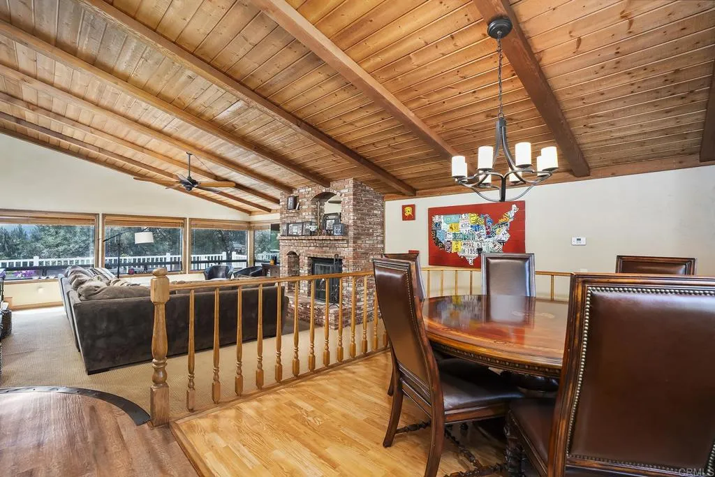 https://cdn.realtyfeed.com/cdn/127/306700477/e9c730dc08ce1c4e8866726784613629.webp