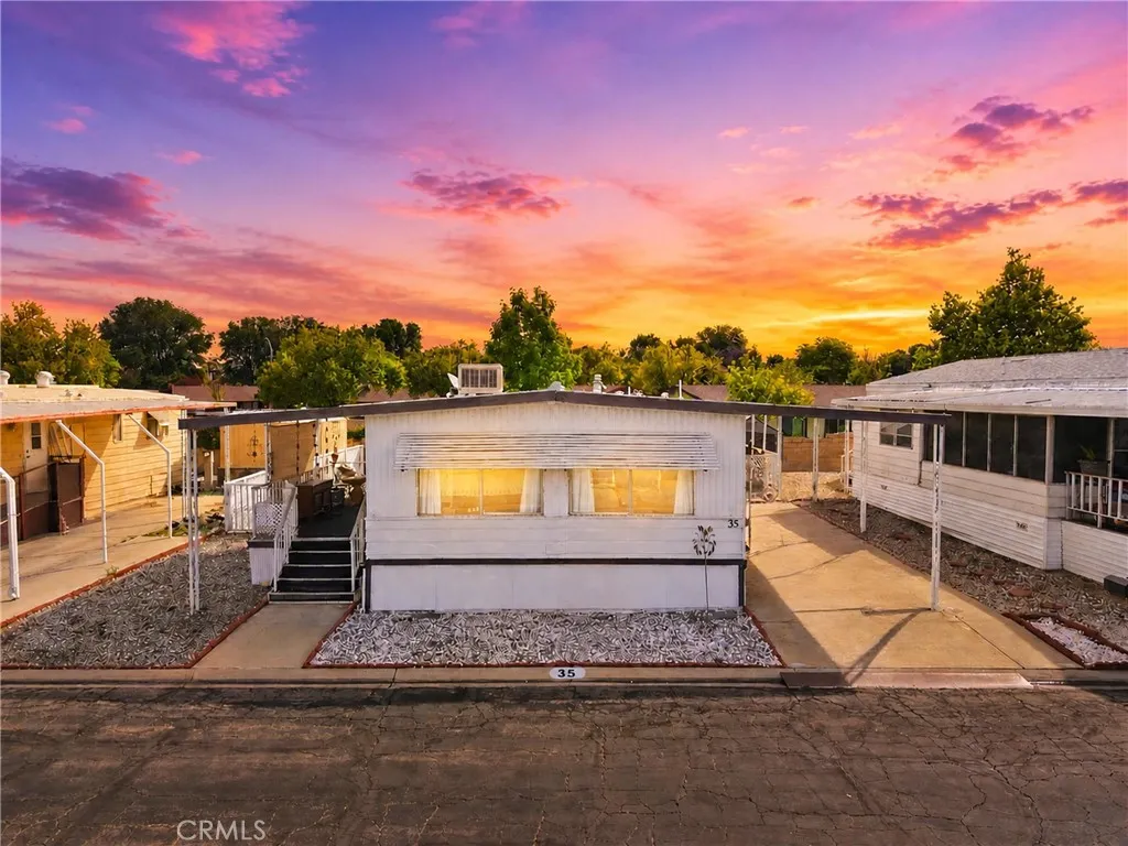 Riverside, CA 92503