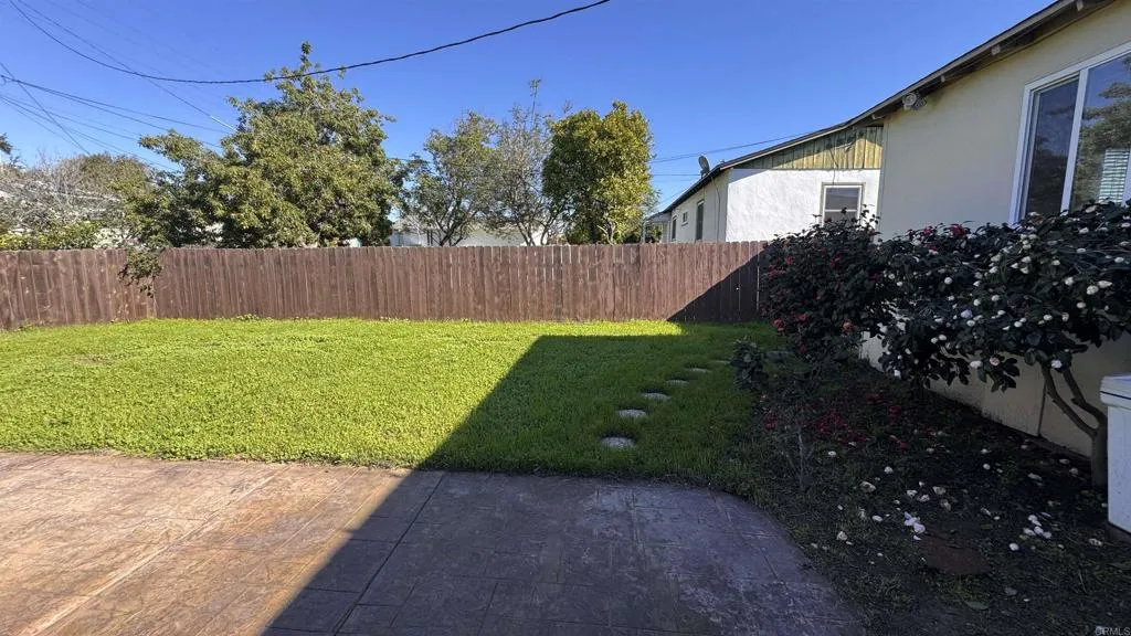 https://cdn.realtyfeed.com/cdn/127/306700512/4161143796e642b24875d1d1cd6de755.webp