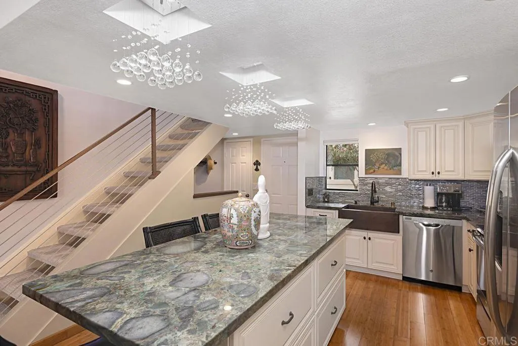https://cdn.realtyfeed.com/cdn/127/306700515/0259ede9c8b66546cbcb23aa56f2459f.webp
