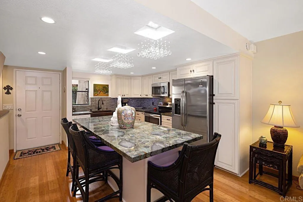 https://cdn.realtyfeed.com/cdn/127/306700515/3b9c5487f9c4ffa5292346aa7ecff320.webp