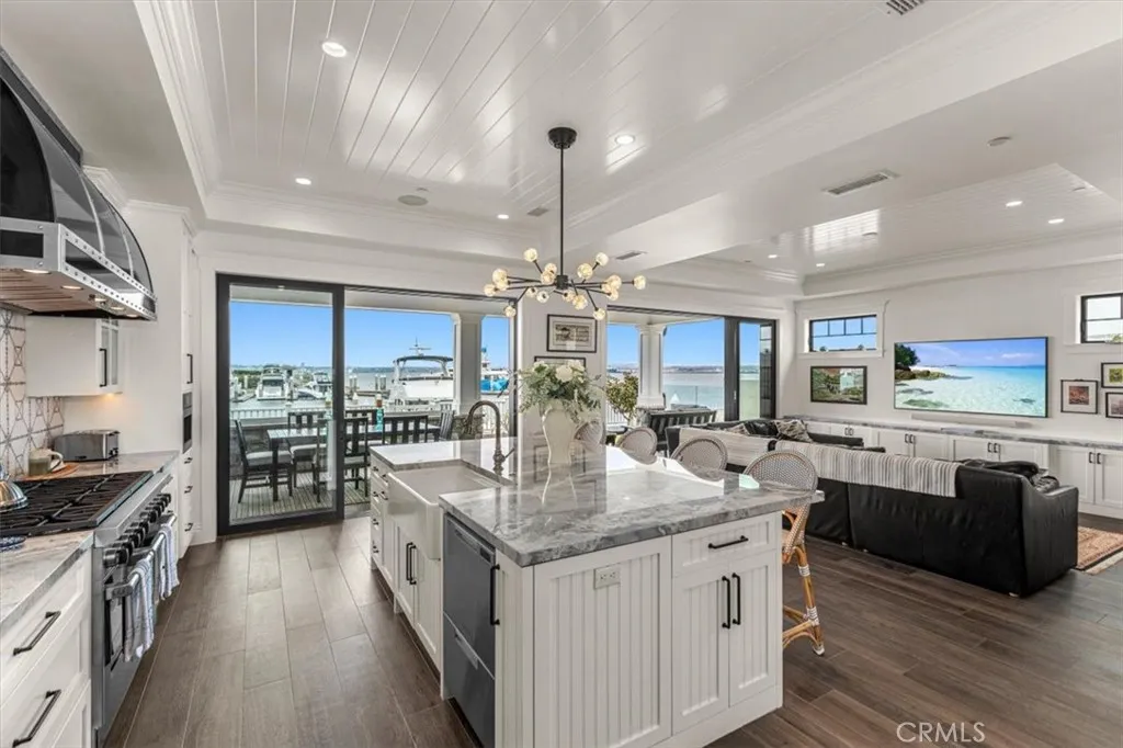 https://cdn.realtyfeed.com/cdn/127/306700556/05439465df2d9538ac1d599ee71aa554.webp