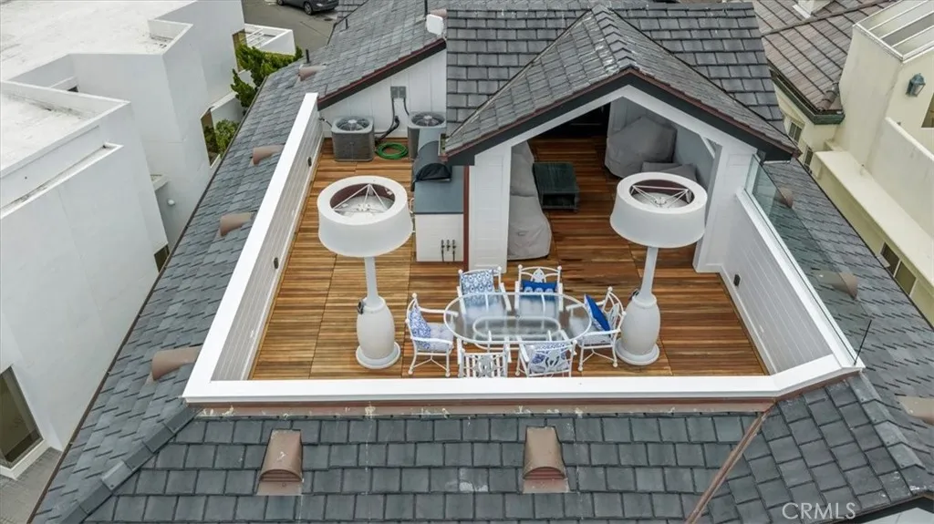 https://cdn.realtyfeed.com/cdn/127/306700556/0bea9f1823907c2a0cc9773189e014a0.webp