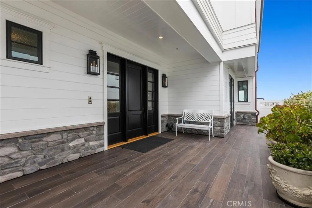 https://cdn.realtyfeed.com/cdn/127/306700556/2d83766e12f995f43b2080a8bb498b82.webp