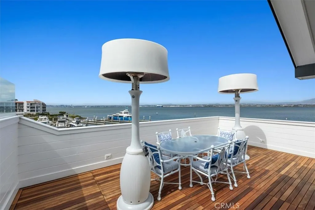 https://cdn.realtyfeed.com/cdn/127/306700556/343498cc5afda64de73475f44b1327a5.webp
