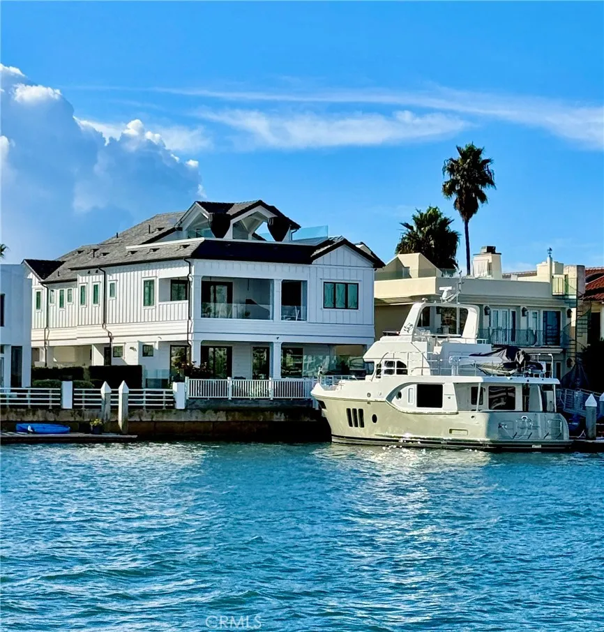 https://cdn.realtyfeed.com/cdn/127/306700556/3f46faed757040e1531c2916534c5ff1.webp