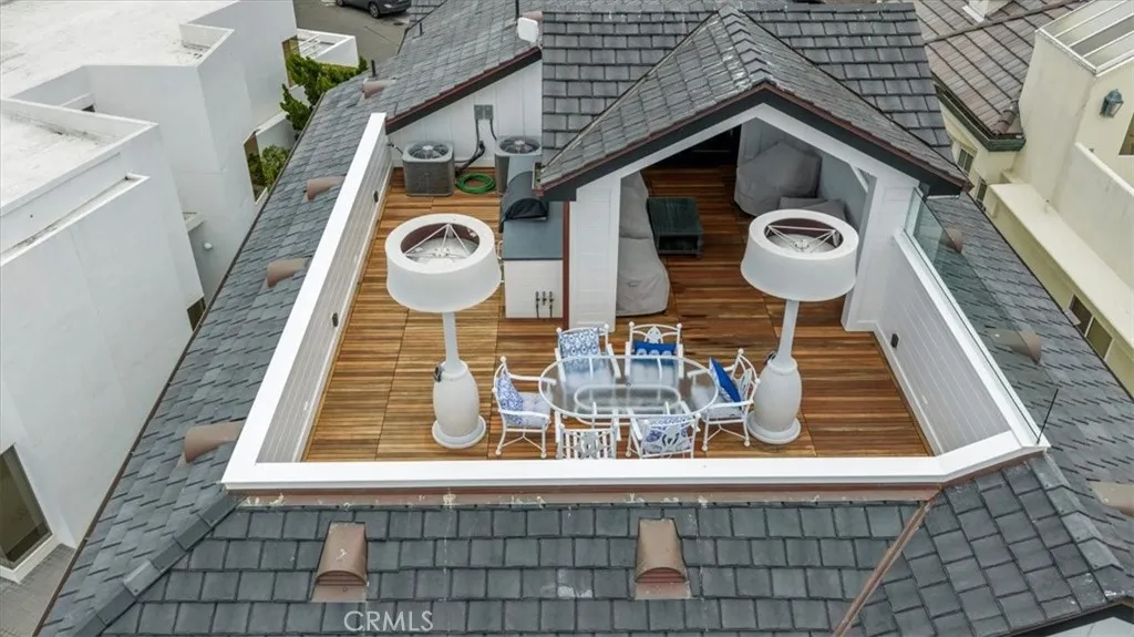 https://cdn.realtyfeed.com/cdn/127/306700556/414ea0f09e72cdaec6936712213aea04.webp