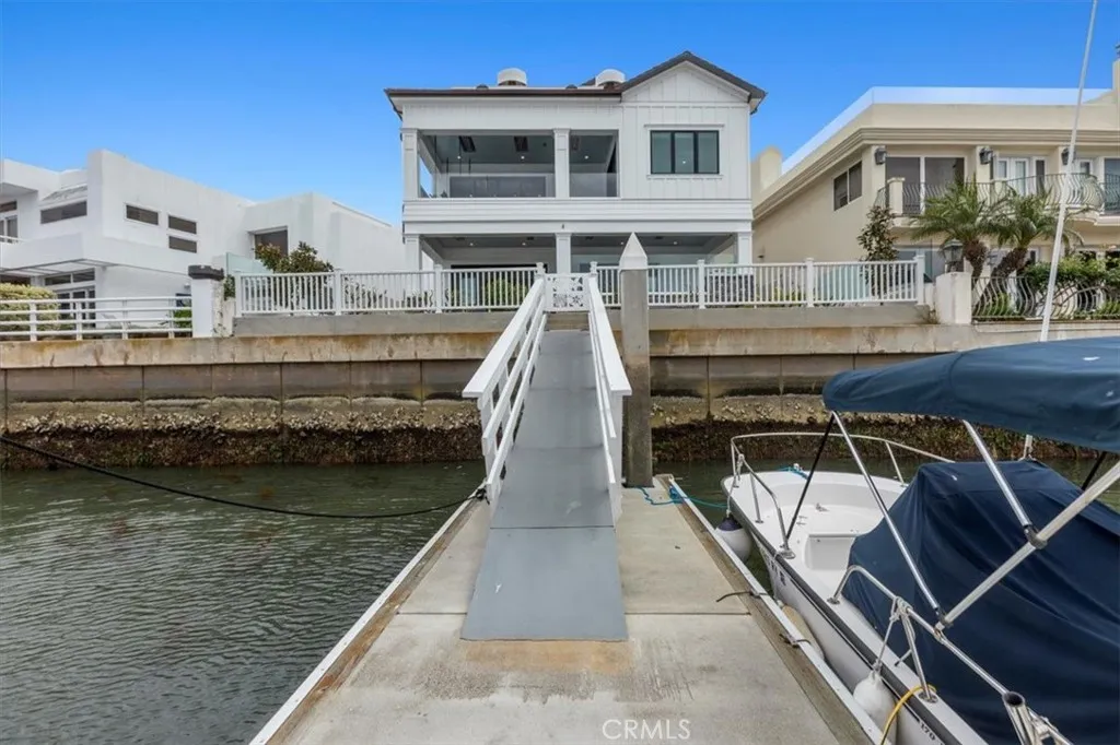 https://cdn.realtyfeed.com/cdn/127/306700556/5040b3768a61cbeb3b3f9cbb4c978560.webp