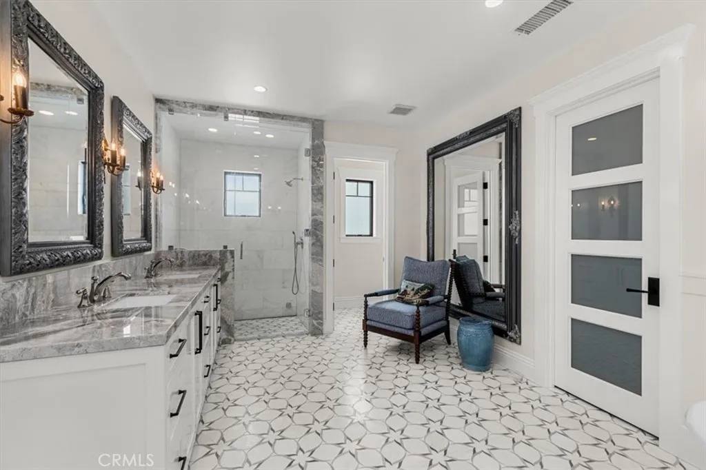 https://cdn.realtyfeed.com/cdn/127/306700556/5067a504646c33f50e982021da98ca70.webp