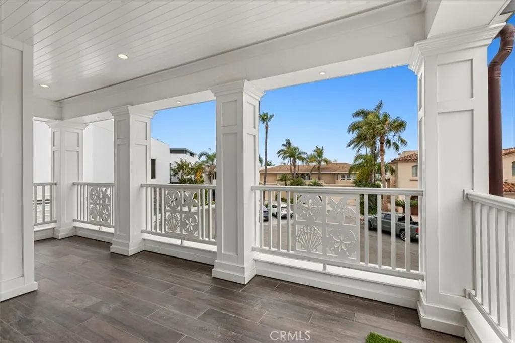 https://cdn.realtyfeed.com/cdn/127/306700556/56476c9cacf88dfa7d572b3b6b2850ce.webp