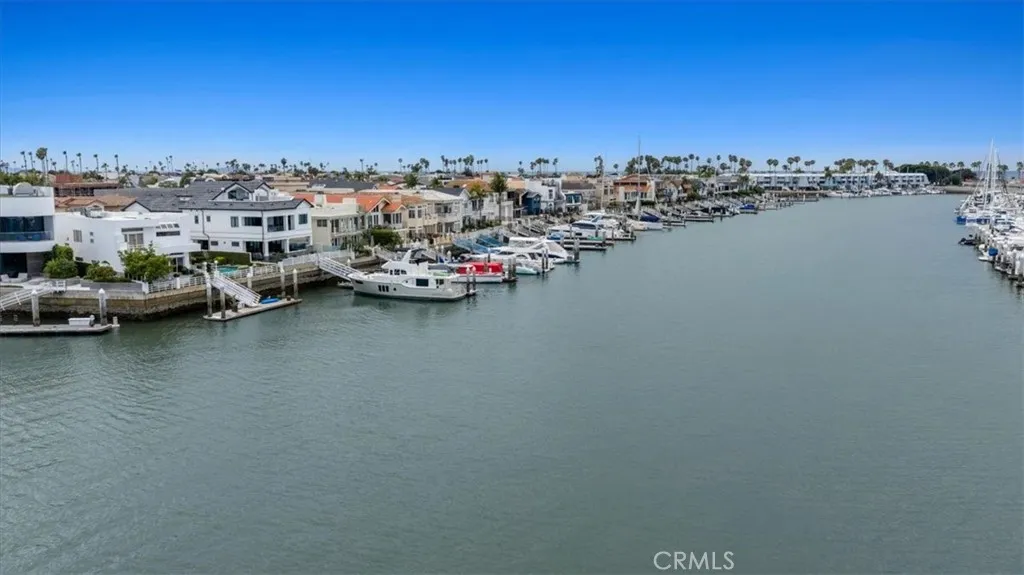 https://cdn.realtyfeed.com/cdn/127/306700556/89f00a3ea7fc5ca313e9a422d8a8a72d.webp