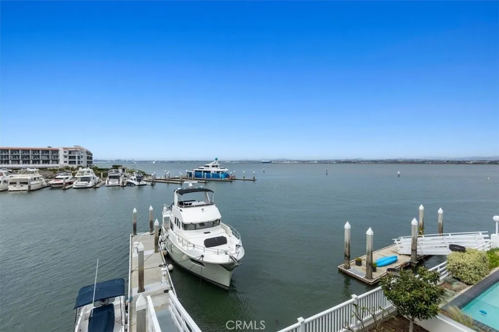 https://cdn.realtyfeed.com/cdn/127/306700556/9c1ef0472981e729b9427899ee12be3e.webp