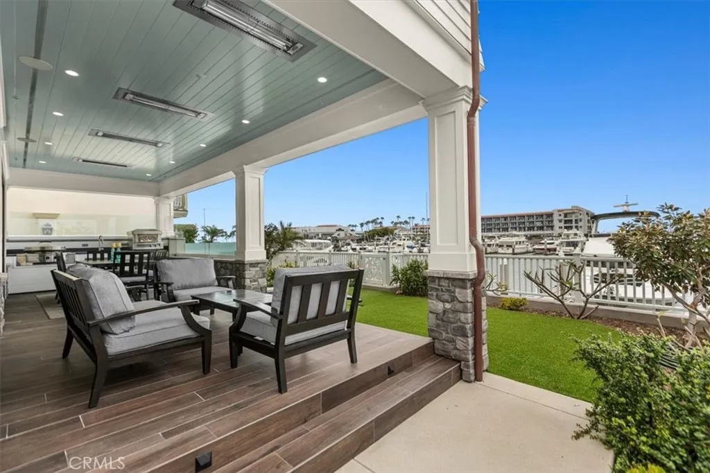 https://cdn.realtyfeed.com/cdn/127/306700556/a40f9527b6fb29349fd1cf78ec8afd57.webp