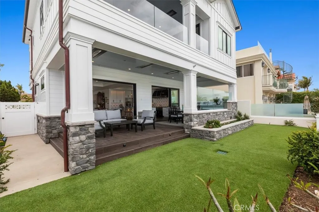 https://cdn.realtyfeed.com/cdn/127/306700556/a63e5942a02b2578fb03aa4503810f1a.webp