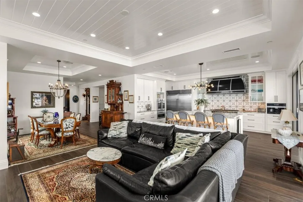 https://cdn.realtyfeed.com/cdn/127/306700556/ab1524d8adabe7bea21f6fabe09fdbd0.webp