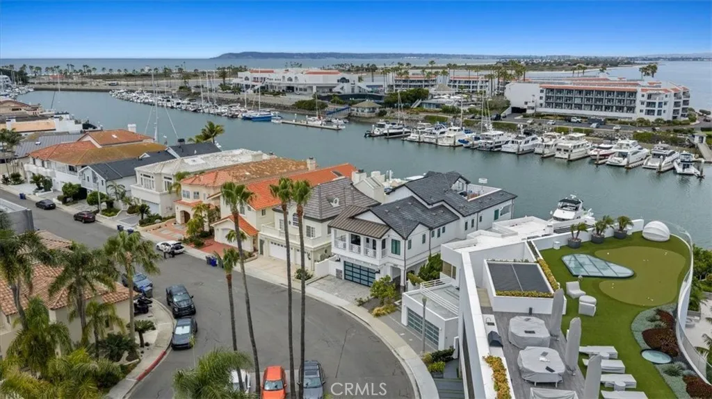 https://cdn.realtyfeed.com/cdn/127/306700556/c3c417b7dc796c4c39bb0d8bad0be997.webp