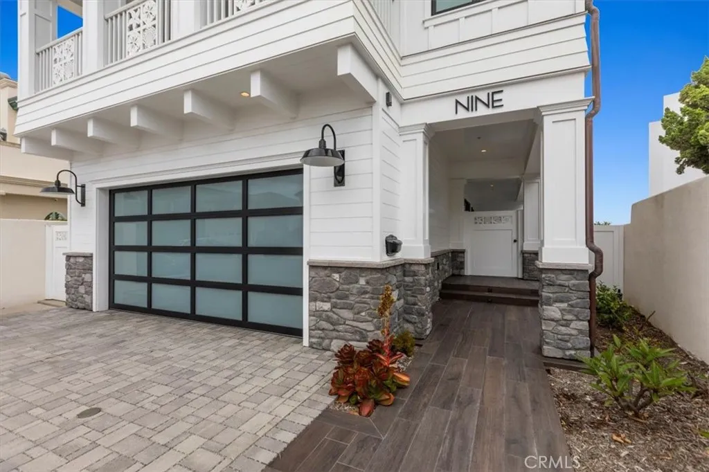 https://cdn.realtyfeed.com/cdn/127/306700556/e6fb70cc8b89189cadd536a97993f848.webp