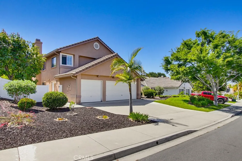 https://cdn.realtyfeed.com/cdn/127/306700593/59de8bbf6db8b17884235aac94fe411d.webp