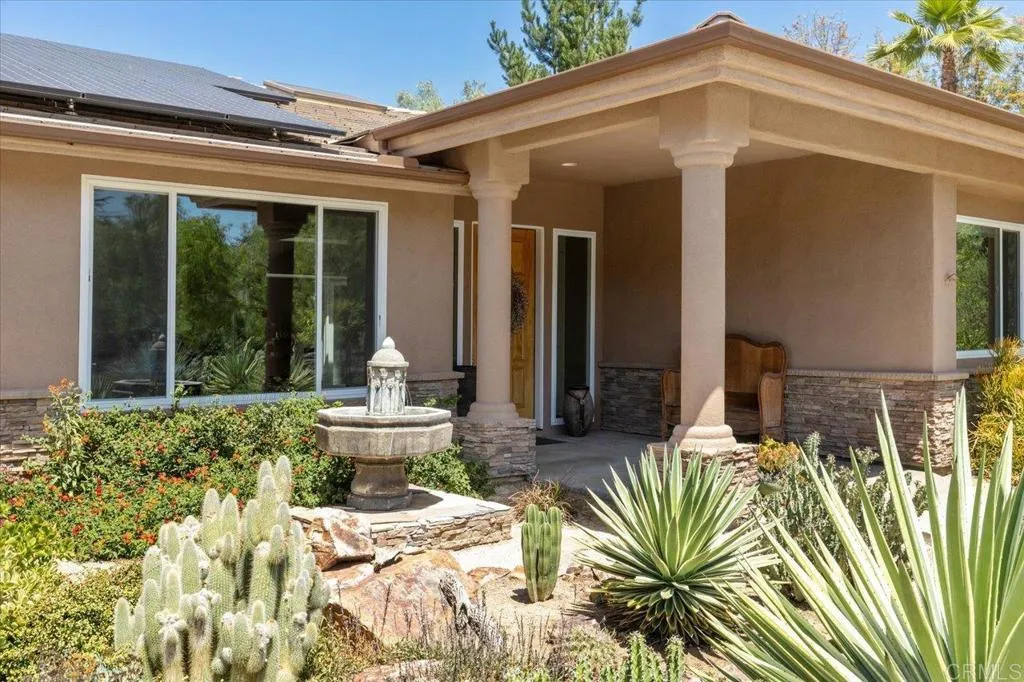 https://cdn.realtyfeed.com/cdn/127/306700625/66605f1dfab35e9b33b6371ebdcff5f3.webp
