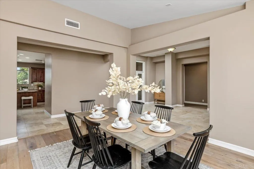 https://cdn.realtyfeed.com/cdn/127/306700625/680eefb995c62fa57827c88c31aa1f8a.webp