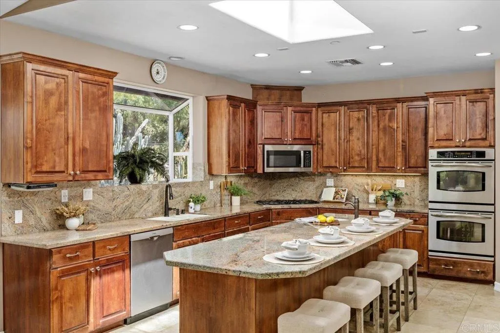 https://cdn.realtyfeed.com/cdn/127/306700625/df0ddc45d676f7b63eb06d3723aa00e7.webp