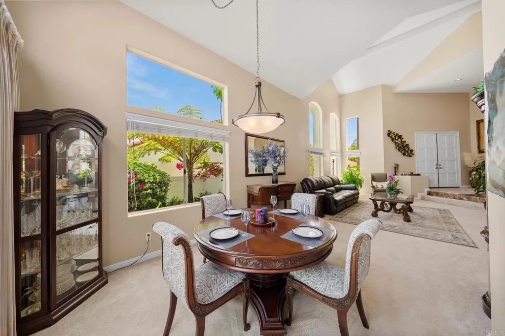 https://cdn.realtyfeed.com/cdn/127/306700636/4ea46c19650880c557a67f60fe533344.webp