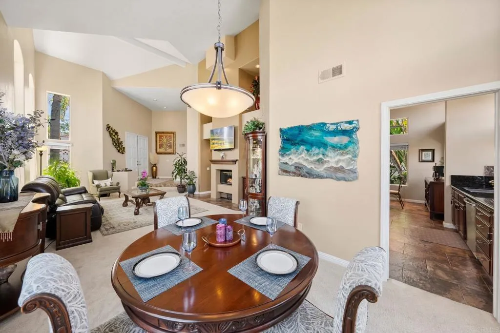 https://cdn.realtyfeed.com/cdn/127/306700636/5fd10f2910b88e852e1882f7396ccf60.webp
