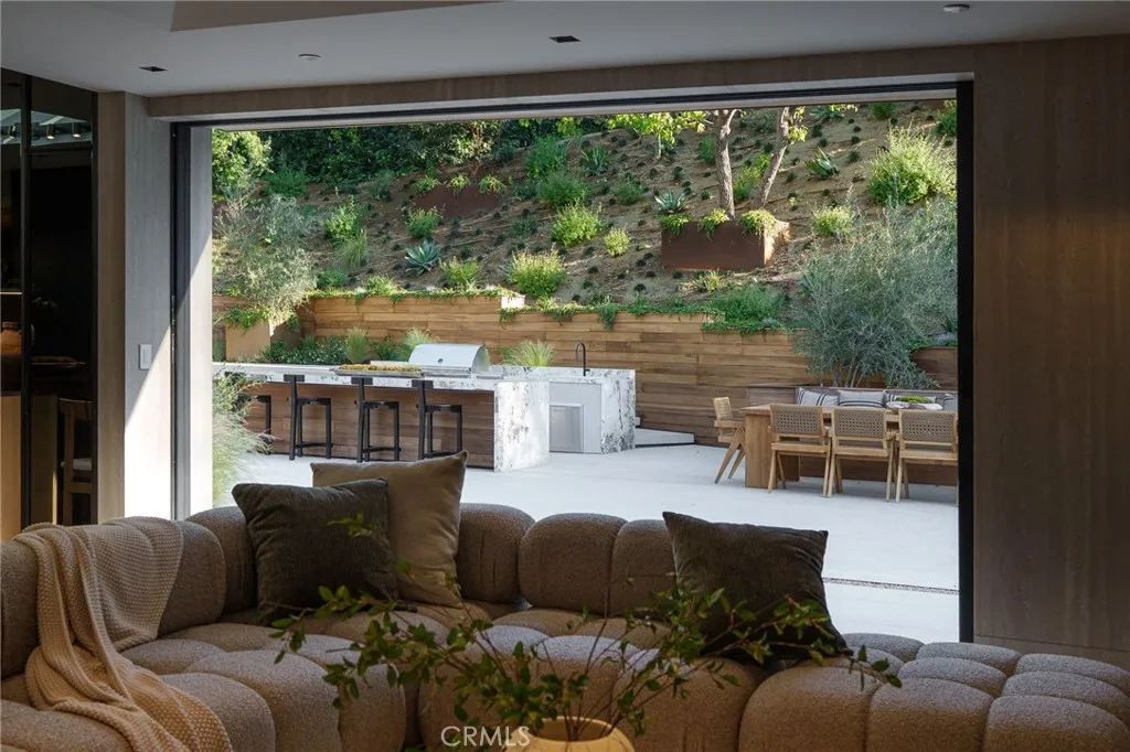 3187 Oakdell Rd, Studio City, CA, 91604