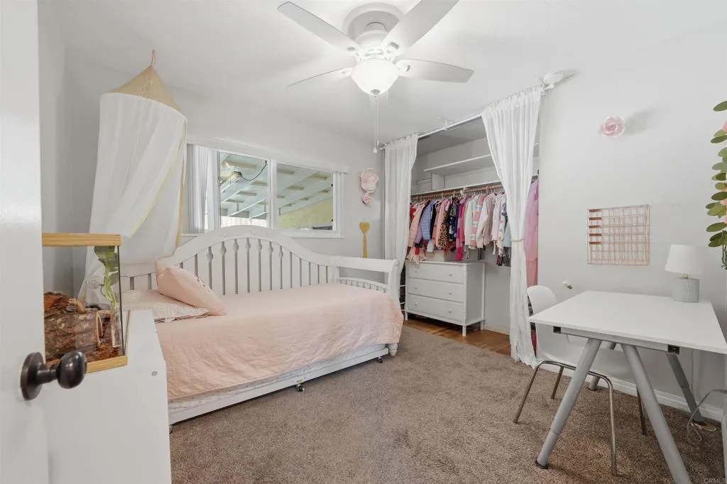 https://cdn.realtyfeed.com/cdn/127/306700670/01ef98a5fe40fc6f5a2b7b3357e813d4.webp